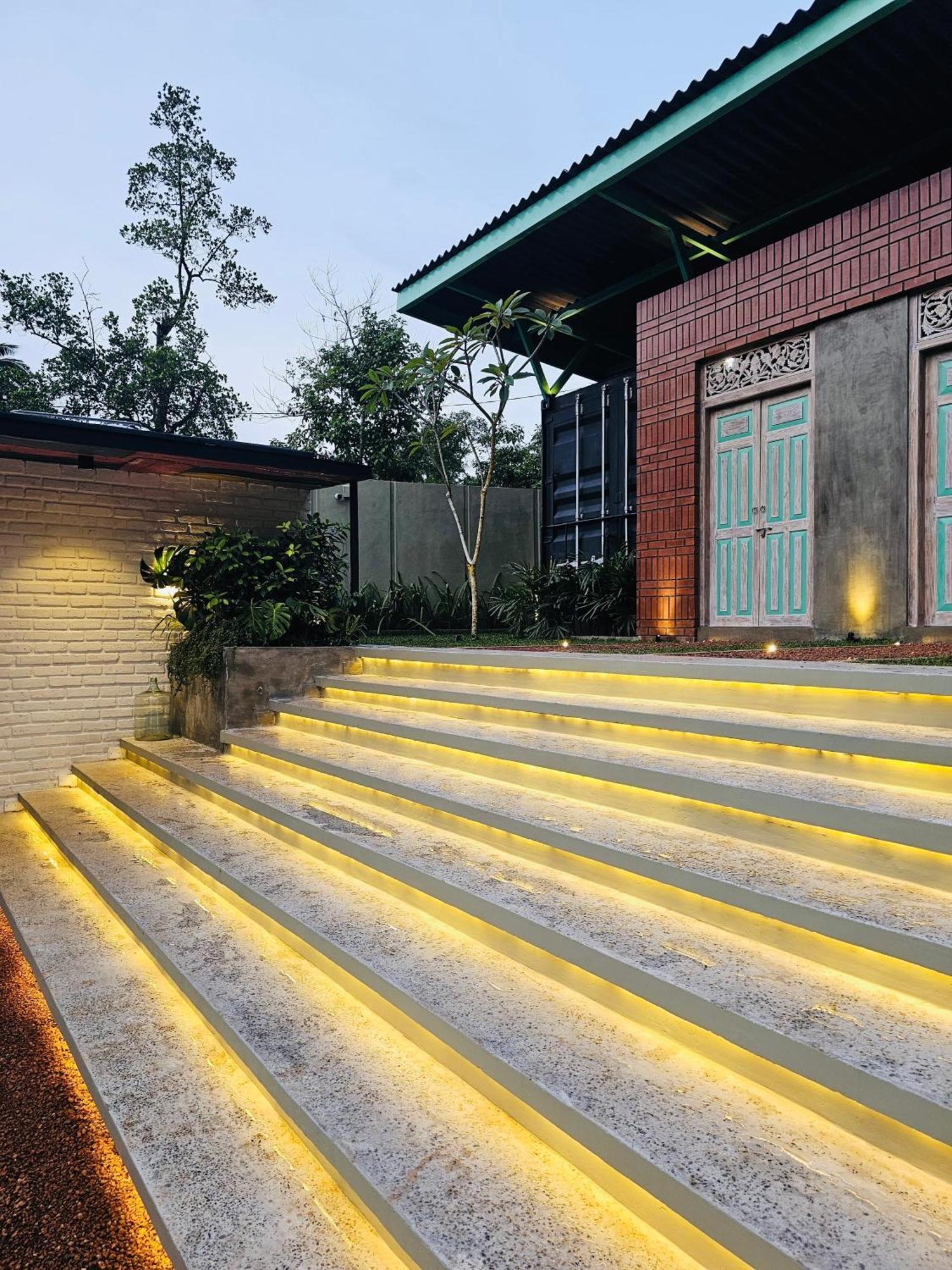 Container Villa Luxury Collection Weliweriya Экстерьер фото